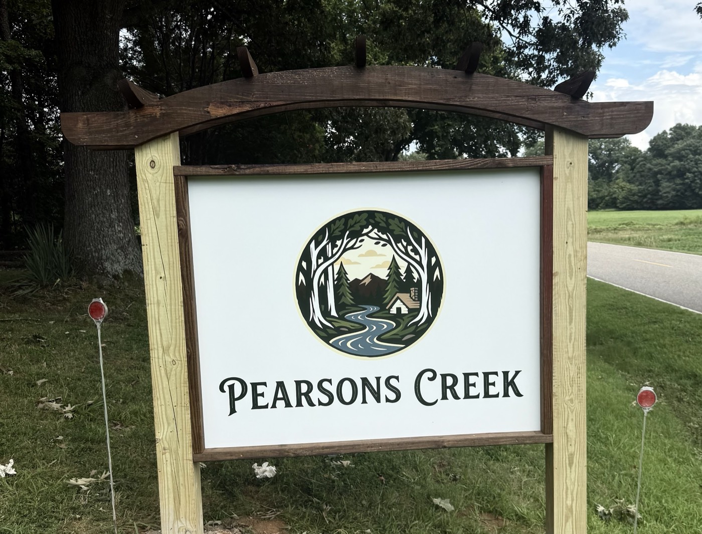 Pearsons Creek entrance sign