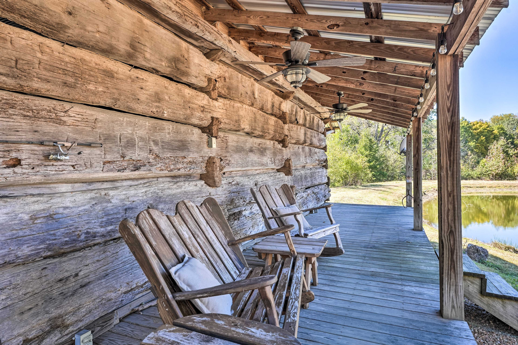 Rocking chairs on the log cabin porch